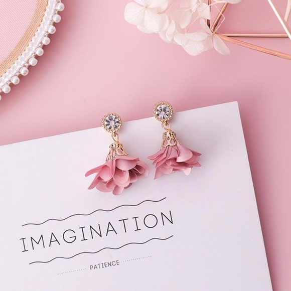 Cute Rhinestone Rose Pink Gold Flower Petal Drop Handmade Earrings - Picture 1 of 1